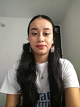 Snapshot of L0lita_Emi12 chatting on 06.30.26 L0lita Emi12 online show from 06.30.26