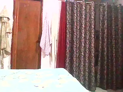 Snapshot of RubinaKhan6 chatting on 06.13.26 RubinaKhan6 online show from 06.13.26
