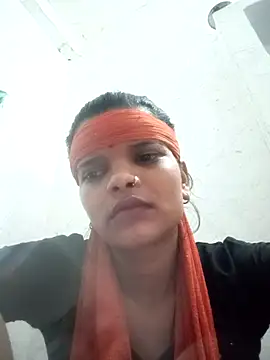 Snapshot of Student_garl_1 chatting on 05.10.26 Student garl 1 online show from 05.10.26