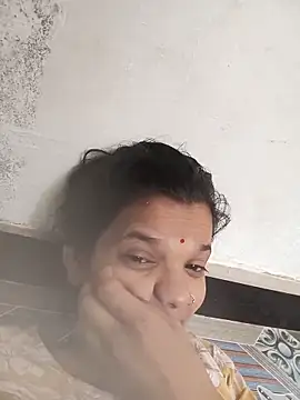 Snapshot of Student_garl_1 chatting on 05.24.26 Student garl 1 online show from 05.24.26