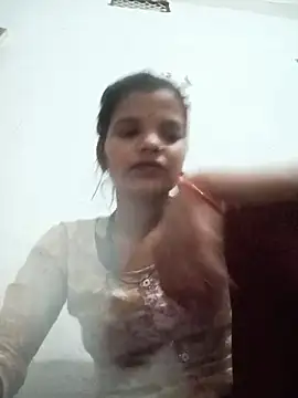 Snapshot of Student_garl_1 chatting on 05.25.26 Student garl 1 online show from 05.25.26