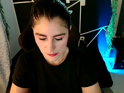LUCYMILF SEXY online show from 05.11.26