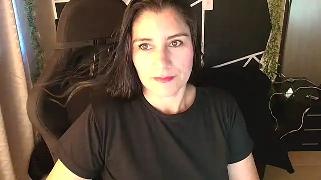 LUCYMILF SEXY online show from 05.18.26