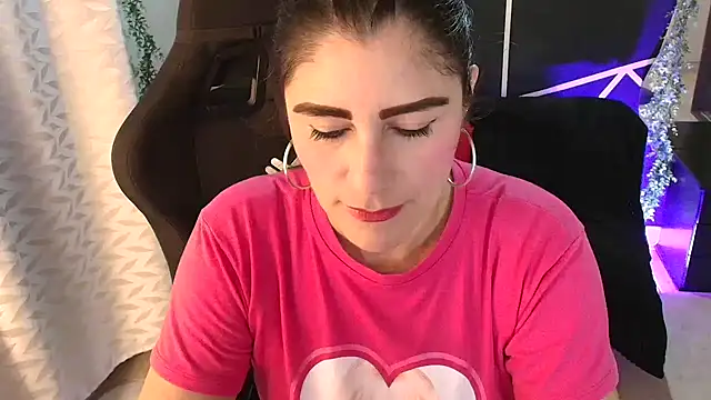 LUCYMILF SEXY online show from 05.19.26