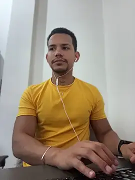 Snapshot of angel_silva_ chatting on 07.12.26 angel silva online show from 07.12.26