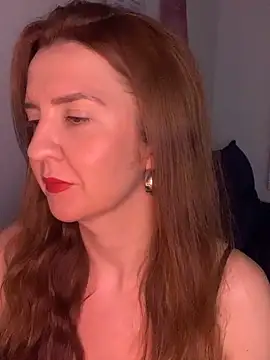 Snapshot of therealgingerr chatting on 05.11.26 therealgingerr online show from 05.11.26