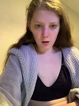 Snapshot of Tatum-Bear chatting on 05.13.26 Tatum-Bear online show from 05.13.26