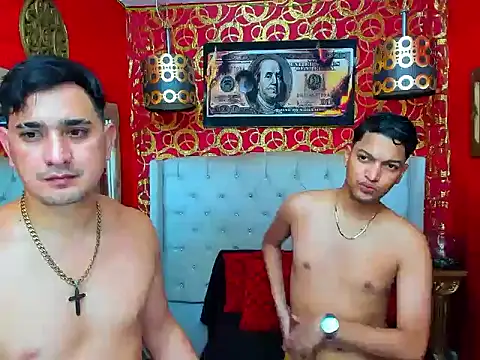 Snapshot of COUPLEFRIENDBAREBACK chatting on 05.27.26 COUPLEFRIENDBAREBACK online show from 05.27.26