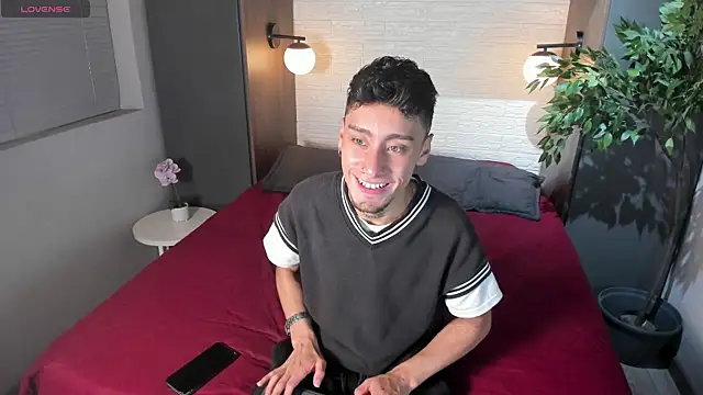 Snapshot of Spencerwhite_ chatting on 07.12.26 Spencerwhite online show from 07.12.26