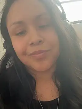Snapshot of KeniaLuna chatting on 02.24.26 KeniaLuna online show from 02.24.26