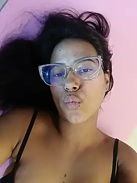 Snapshot of Raven_stonee01 chatting on 05.15.26 Raven stonee01 online show from 05.15.26