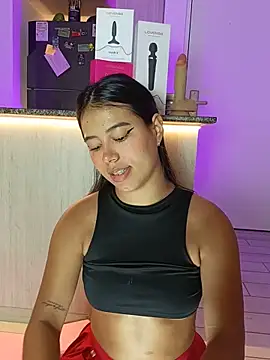 Snapshot of Raven_stonee01 chatting on 05.17.26 Raven stonee01 online show from 05.17.26
