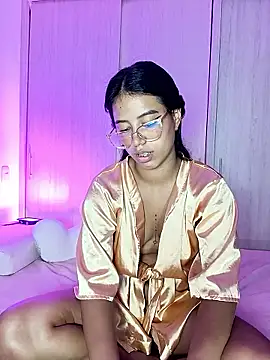 Snapshot of Raven_stonee01 chatting on 05.27.26 Raven stonee01 online show from 05.27.26