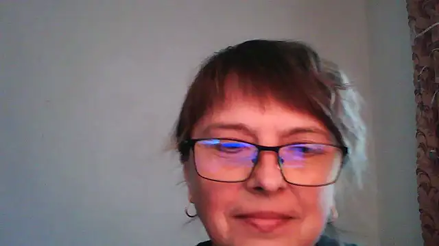 Snapshot of ElizabethGorden chatting on 05.04.26 ElizabethGorden online show from 05.04.26