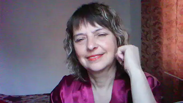 Snapshot of ElizabethGorden chatting on 05.07.26 ElizabethGorden online show from 05.07.26