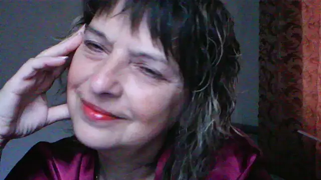 Snapshot of ElizabethGorden chatting on 05.09.26 ElizabethGorden online show from 05.09.26