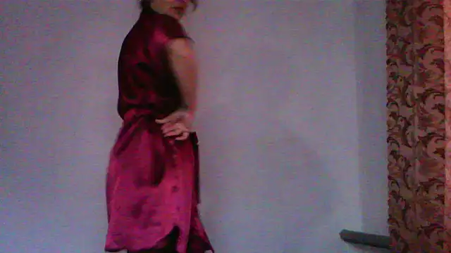 Snapshot of ElizabethGorden chatting on 05.11.26 ElizabethGorden online show from 05.11.26