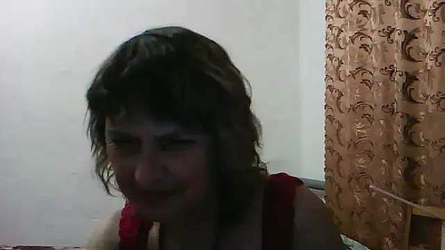 Snapshot of ElizabethGorden chatting on 05.11.26 ElizabethGorden online show from 05.11.26