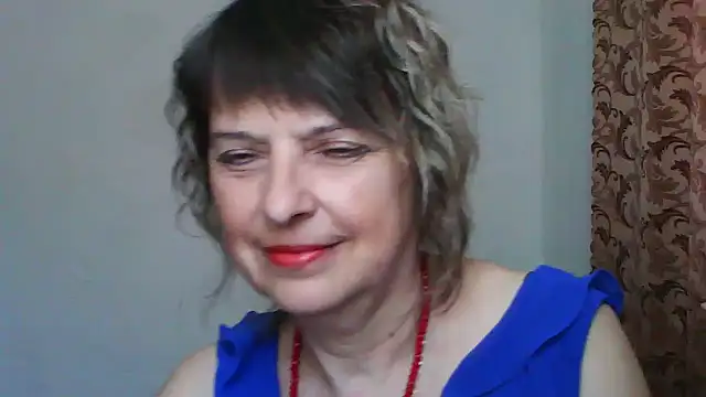 Snapshot of ElizabethGorden chatting on 05.16.26 ElizabethGorden online show from 05.16.26