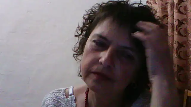Snapshot of ElizabethGorden chatting on 05.22.26 ElizabethGorden online show from 05.22.26