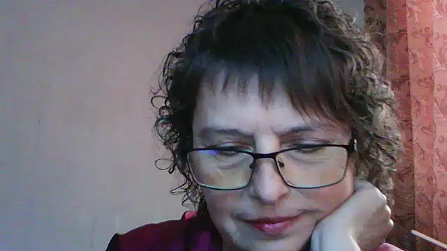 Snapshot of ElizabethGorden chatting on 05.24.26 ElizabethGorden online show from 05.24.26