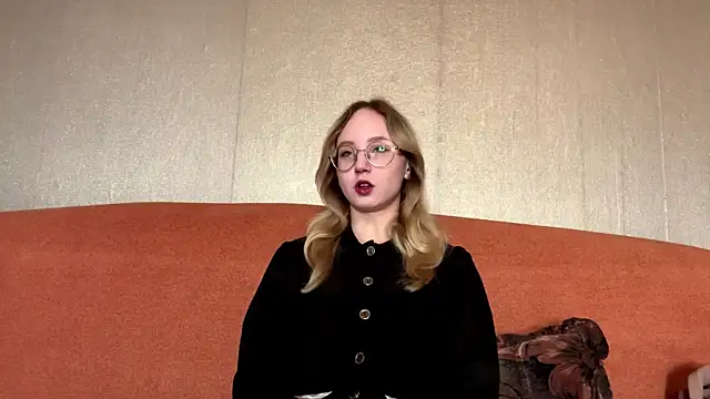 MableBelnap online show from 06.03.26