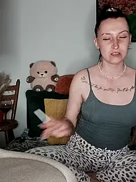 Snapshot of Goddessm00n1 chatting on 05.15.26 Goddessm00n1 online show from 05.15.26