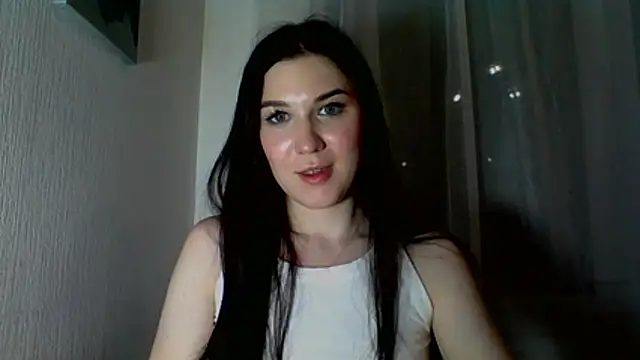 Snapshot of Katiee_Foxi chatting on 05.18.26 Katiee Foxi online show from 05.18.26