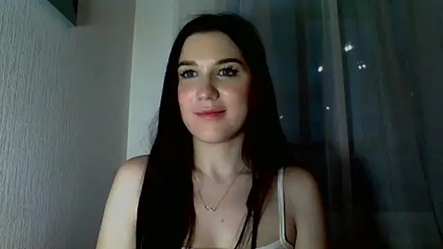 Snapshot of Katiee_Foxi chatting on 05.24.26 Katiee Foxi online show from 05.24.26