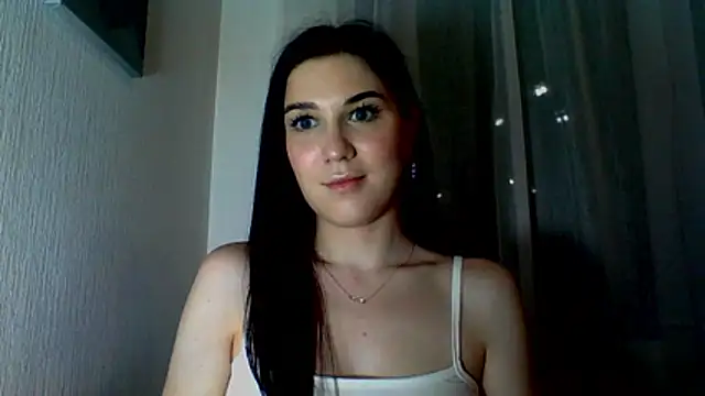 Snapshot of Katiee_Foxi chatting on 05.25.26 Katiee Foxi online show from 05.25.26
