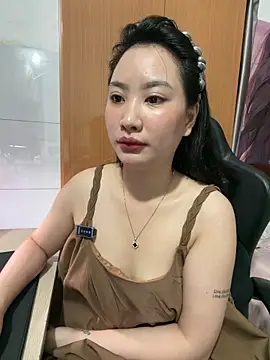 Bella439 online show from 05.13.26