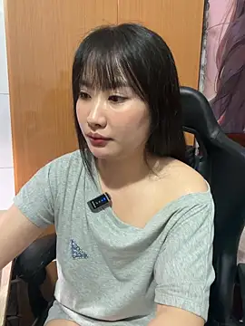 Bella439 online show from 05.18.26