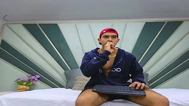 Sebastian Vega online show from 05.11.26