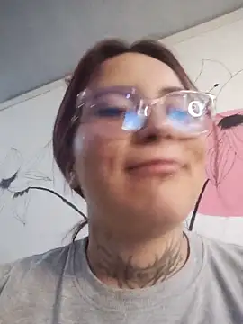 Snapshot of marita_ chatting on 06.16.26 marita online show from 06.16.26
