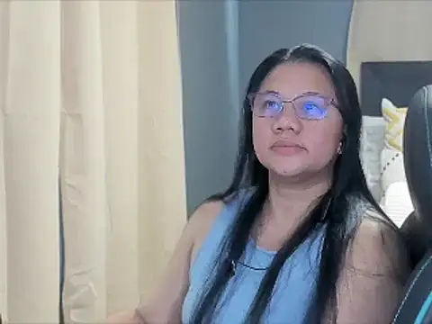 Snapshot of auroramaze88 chatting on 05.28.26 auroramaze88 online show from 05.28.26