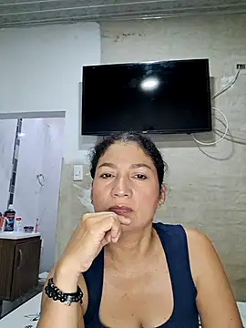 Snapshot of Rosa1079 chatting on 05.19.26 Rosa1079 online show from 05.19.26