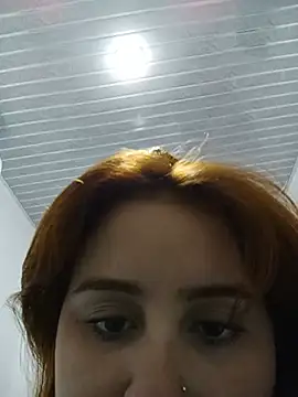 Snapshot of sweet_bella_29 chatting on 07.05.26 sweet bella 29 online show from 07.05.26