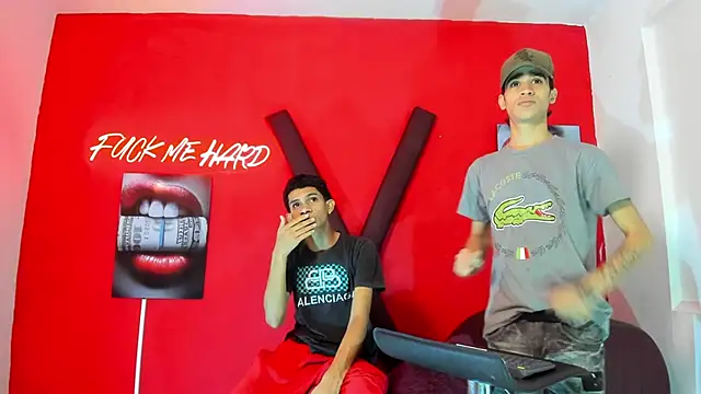 TWINKS BOYSX online show from 05.17.26