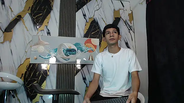 Snapshot of TWINKS_BOYSX chatting on 06.02.26 TWINKS BOYSX online show from 06.02.26