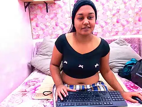 Snapshot of indianpoision69 chatting on 05.22.26 indianpoision69 online show from 05.22.26