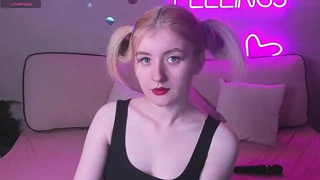 Diiana Daviis online show from 05.24.26