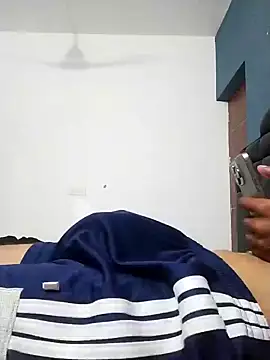 Snapshot of harrydhillon12 chatting on 06.05.26 harrydhillon12 online show from 06.05.26
