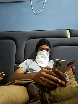 Snapshot of harrydhillon12 chatting on 06.28.26 harrydhillon12 online show from 06.28.26