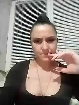 MillaMia45 online show from 05.18.26