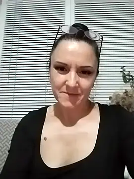 MillaMia45 online show from 05.19.26