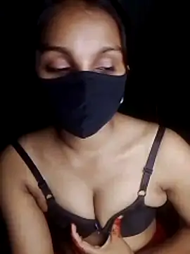 Snapshot of Eshu--ya chatting on 05.31.26 Eshu--ya online show from 05.31.26