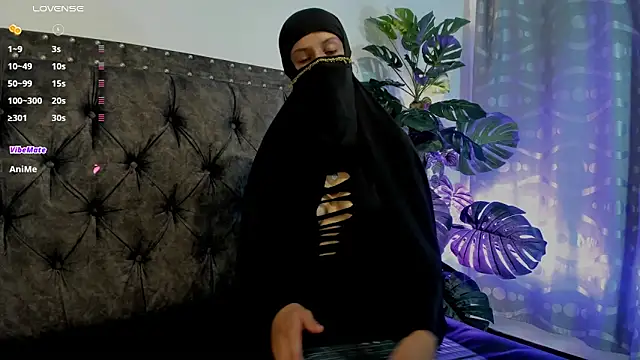 Snapshot of Anaan_01 chatting on 05.30.26 Anaan 01 online show from 05.30.26
