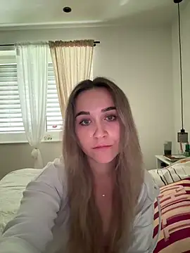 Snapshot of LillyStarr chatting on 05.26.26 LillyStarr online show from 05.26.26