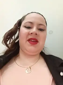 Snapshot of VANESSA__28 chatting on 05.26.26 VANESSA 28 online show from 05.26.26