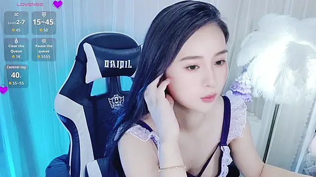 Snapshot of OvObbit_ chatting on 05.21.26 OvObbit online show from 05.21.26